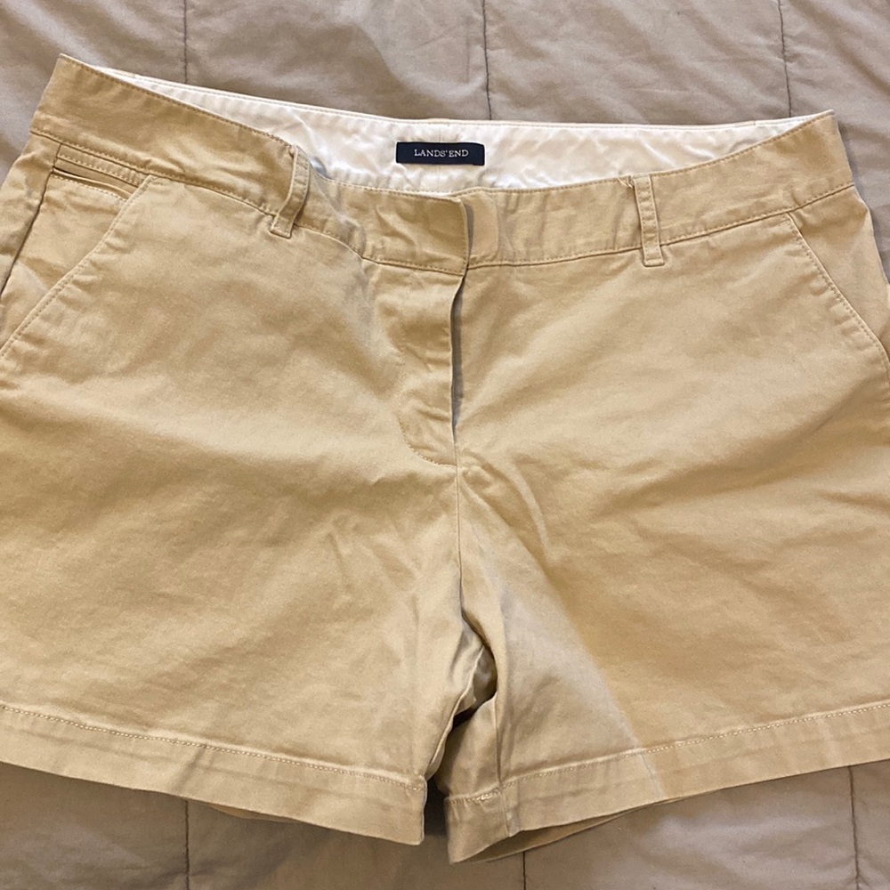 Lands’ End khaki shorts size 14